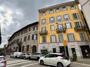 Appartamento in affitto di 150 m² in Via Lanzone, 33