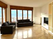 Appartamento in affitto di 153 m² in Via Luigi de Campi, 14