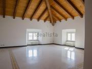 Appartamento in affitto di 157 m² in Via Nizza, 50