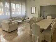 Appartamento in affitto di 160 m² in Via Edmondo de Amicis