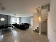 Appartamento in affitto di 160 m² in Via Emilia Est