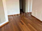 Appartamento in affitto di 160 m² in Via Francesco Emilei