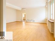 Appartamento in affitto di 160 m² in Via Pietro...