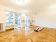 Appartamento in affitto di 160 m² in Viale Angelo...