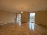 Appartamento in affitto di 165 m² in Via Vittorio...