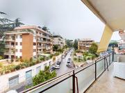 Appartamento in affitto di 170 m² in Via Nemea, 59