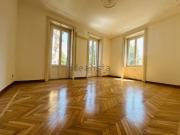 Appartamento in affitto di 175 m² in Via Spartaco, 38