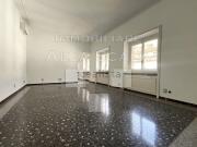 Appartamento in affitto di 180 m² in Via Giuseppe Sacchi