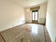 Appartamento in affitto di 185 m² in Via Cesare Battisti