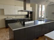 Appartamento in affitto di 185 m² in Via Gustavo Modena