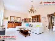 Appartamento in affitto di 190 m² in Corso Marianella, 11