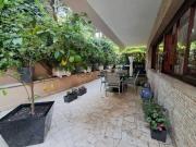 Appartamento in affitto di 190 m² in Via Giuseppe Montanelli
