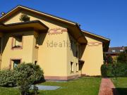 Appartamento in affitto di 195 m² in Via Santuario delle...