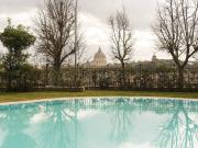 Appartamento in affitto di 197 m² in Via Fedro