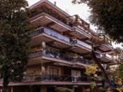 Appartamento in affitto di 200 m² in Via Cassia, 124