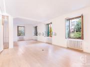 Appartamento in affitto di 200 m² in Via Montevideo