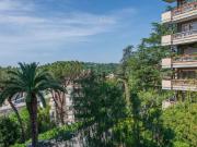 Appartamento in affitto di 201 m² in Via Cassia, 531