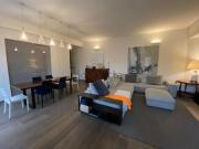 Appartamento in affitto di 203 m² in Via Alfonso...