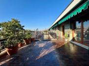 Appartamento in affitto di 205 m² in Via Giacomo Boni