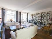 Appartamento in affitto di 205 m² in Via Paolo Lomazzo, 35