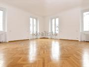 Appartamento in affitto di 216 m² in Piazza Santa Maria...