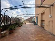 Appartamento in affitto di 217 m² in Via Floriano...