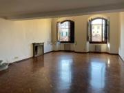 Appartamento in affitto di 230 m²