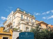 Appartamento in affitto di 232 m² in Via di San Teodoro