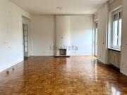 Appartamento in affitto di 240 m² in Corso Sempione, 2