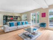 Appartamento in affitto di 250 m² in Via Varese, 19