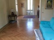 Appartamento in affitto di 300 m² in Viale Ciro Menotti