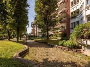 Appartamento in affitto di 330 m² in Via Fetonte