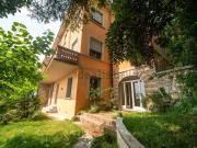 Appartamento in affitto di 350 m² in Salita Monte Grappa