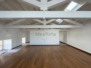 Appartamento in affitto di 360 m² in Via Alloro, 36