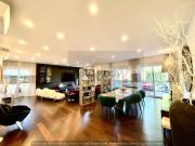 Appartamento in affitto di 367 m² in Via Riccardo Zandonai