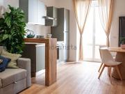 Appartamento in affitto di 62 m² in Via Edoardo Jenner, 122