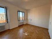 Appartamento in affitto di 70 m² in Via Vittorio...