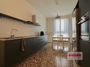 Appartamento in affitto di 80 m² in Corso SS. Felice e...