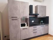 Appartamento in affitto di 80 m² in Via Lucrezio Caro