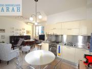 Appartamento in affitto di 80 m² in Via Regia, 7