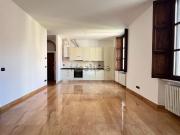 Appartamento in affitto di 81 m² in Piazza Sempione, 6