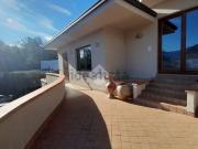 Appartamento in affitto di 83 m² in Via del Dossello