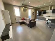 Appartamento in affitto di 85 m² in Via Enea