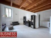 Appartamento in affitto di 85 m² in Via G. Leopardi, 8