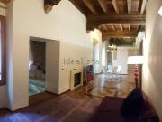 Appartamento in affitto di 90 m² in Via Leoni