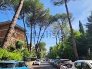 Appartamento in affitto di 90 m² in Via Peccioli, 51