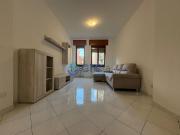 Appartamento in affitto di 93 m² in Via Negroli, 1