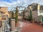 Appartamento in affitto di 95 m² in Via d&apos Ascanio