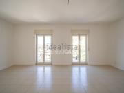 Appartamento in affitto di 95 m² in Via Generale...