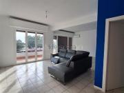 Appartamento in affitto di 96 m² in Strada Statale 114...